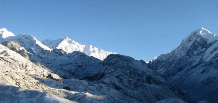 Dzongri Trek, Snow trek in India